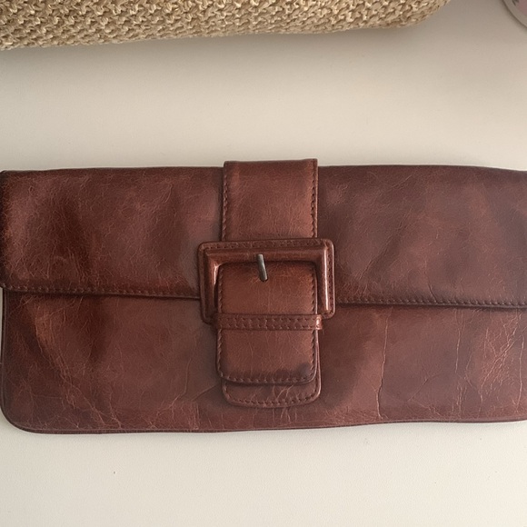 Hobo International Long Wristlet - Picture 1 of 3